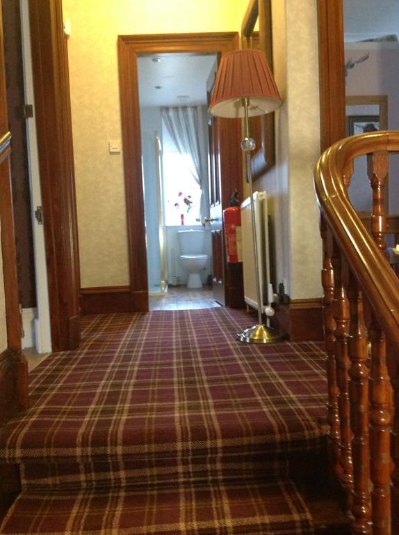 Hannahs Guesthouse แอเบอร์ดีน ภายนอก รูปภาพ