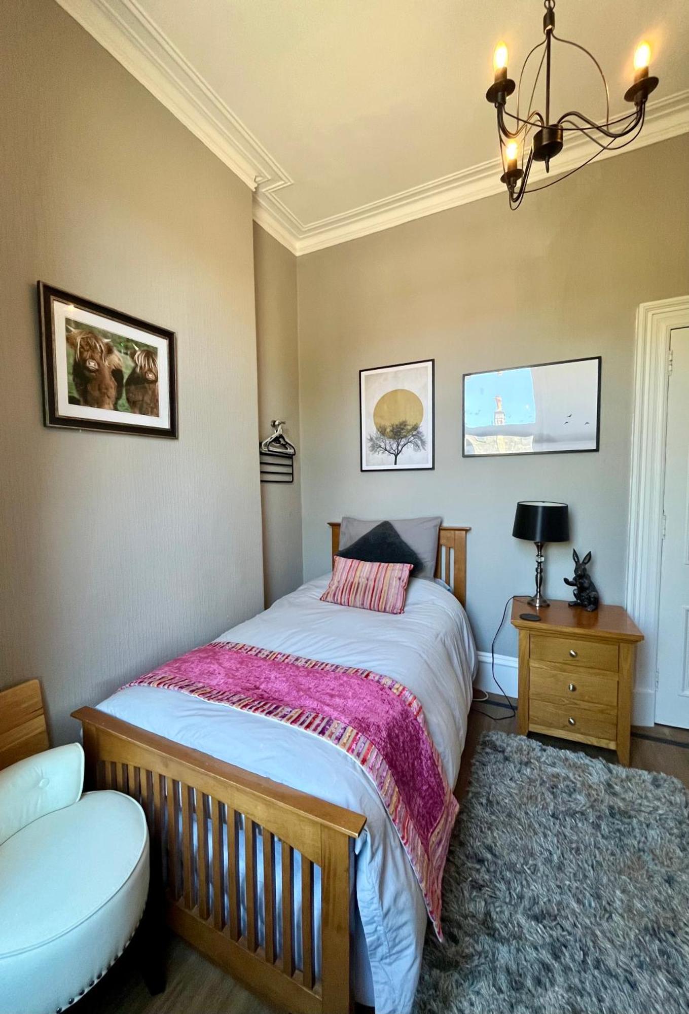 Hannahs Guesthouse แอเบอร์ดีน ภายนอก รูปภาพ